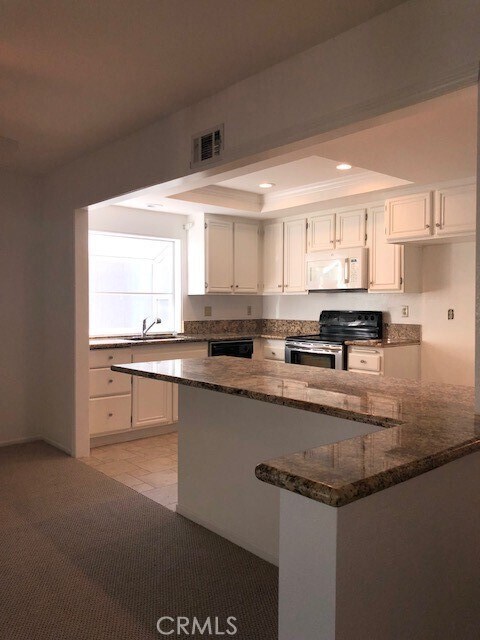 Building Photo - 23825 Villena