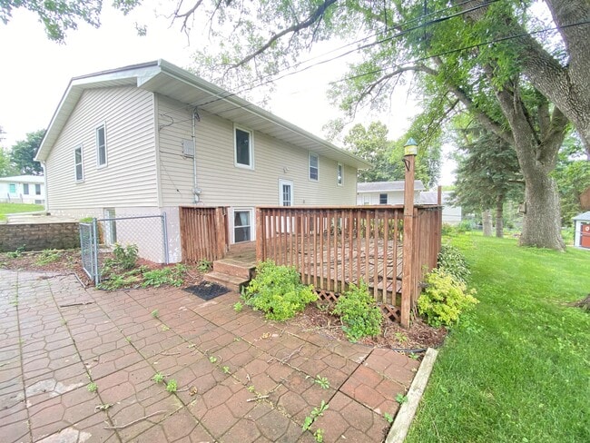 Foto del edificio - 4120 5th Pl NW