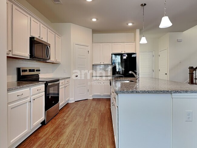 Foto del edificio - 508 Flat Rock Trace