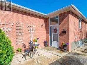 Building Photo - 112 Murray Dr