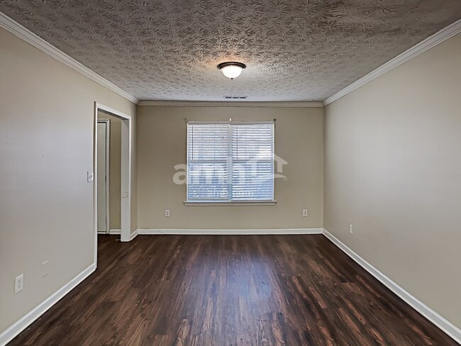 Building Photo - 1130 Saint Phillips Ct