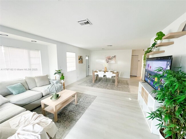Foto del edificio - 436 N 28th Ave
