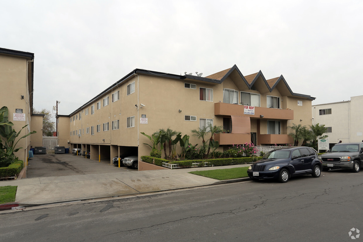 Primary Photo - Point View Apartments