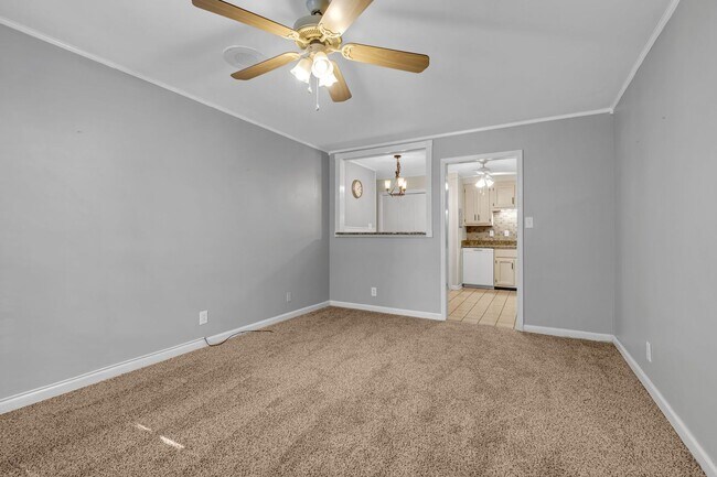 Foto del edificio - Condo in the Heart of Sango. Super Easy Ac...