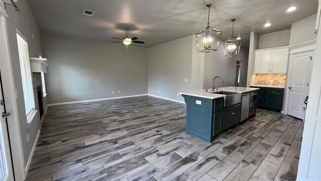 Building Photo - 8332 NW 161st Ter