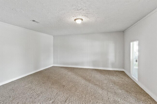 Foto del edificio - 3530 Ripplebrook Dr