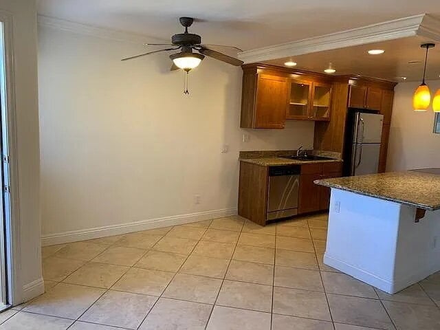 Building Photo - 208 Woodland Pkwy