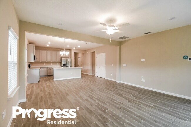 Building Photo - 12077 Dunn Creek Rd