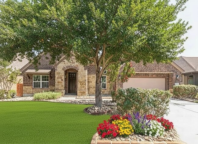 Building Photo - 5900 Lipan Apache Bnd