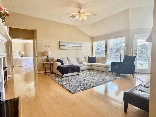 Foto del edificio - 12119 Ember Isles Ln