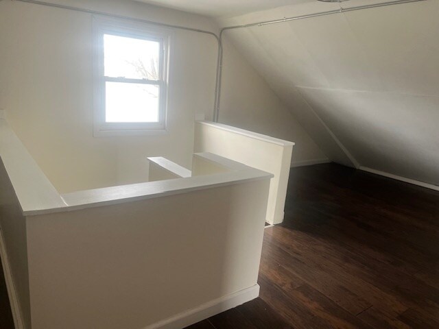 Foto del edificio - 1421 E 7th St