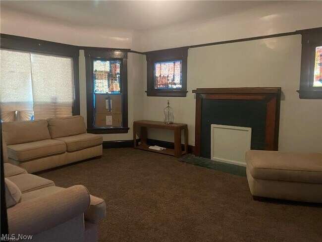 Foto del edificio - 1420 Ansel Rd