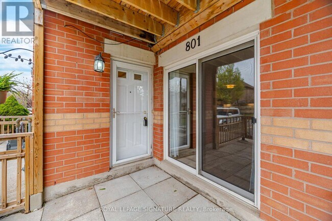 Photo du bâtiment - 4140 Foxwood Dr