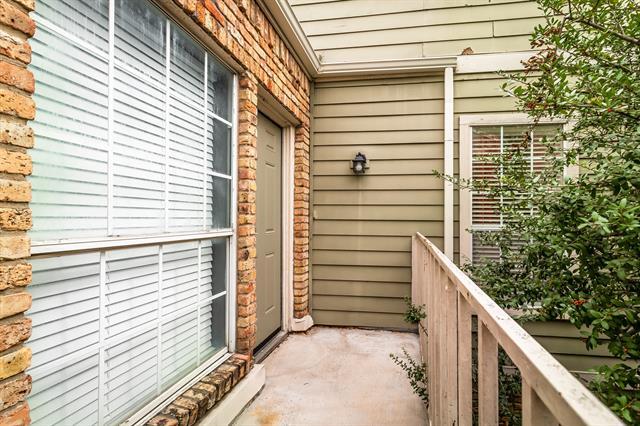 Foto del edificio - 7151 Gaston Ave