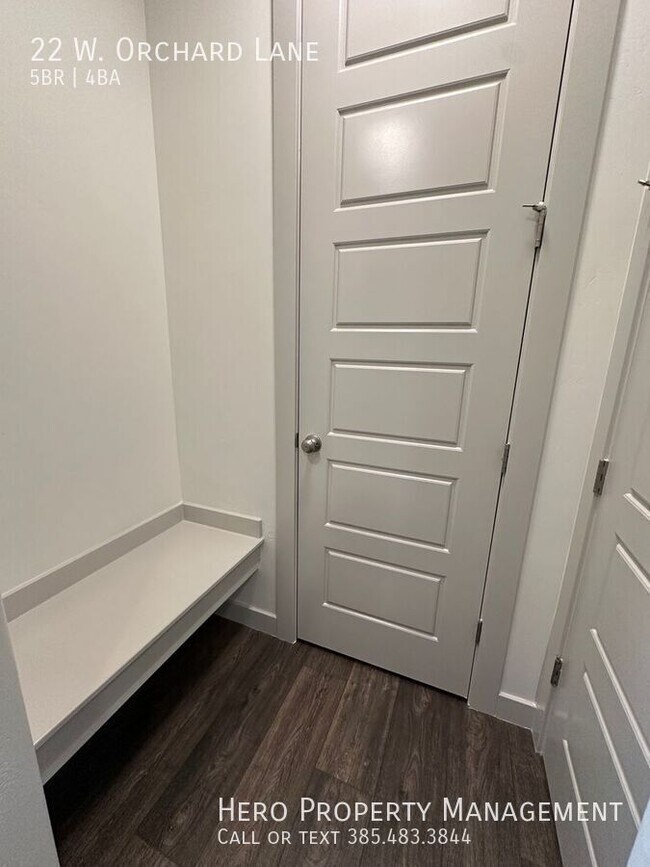 Foto del edificio - 22 W Orch Ln