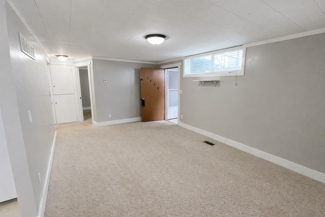 Building Photo - Weber Triplex