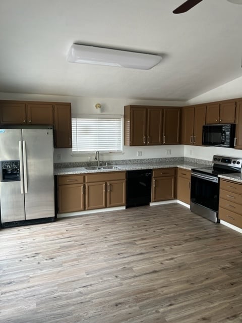 Building Photo - 1780 Greengate St