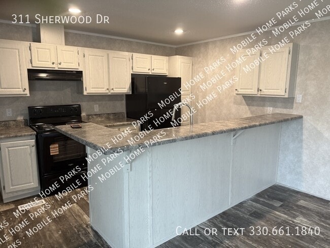 Building Photo - 311 Sherwood Dr