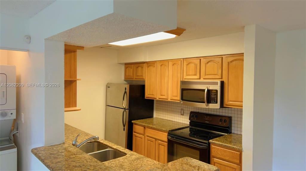 Building Photo - 1263 SW 46th Ave