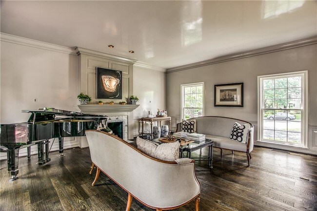 Foto del edificio - 3640 Maplewood Ave