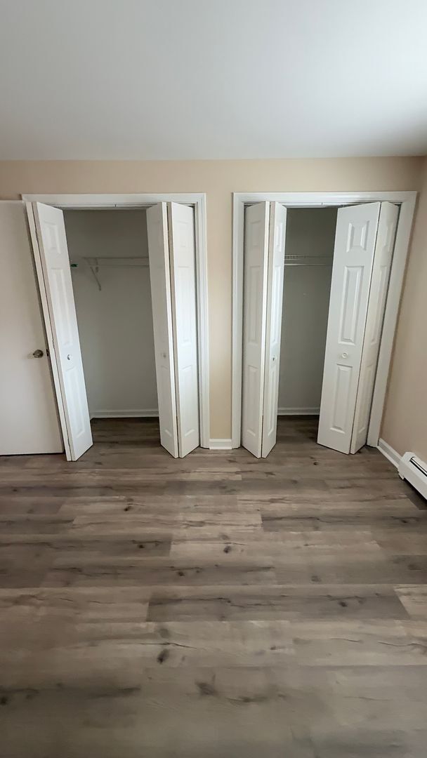 Foto del edificio - 2 Bed Condo Near O'Hare