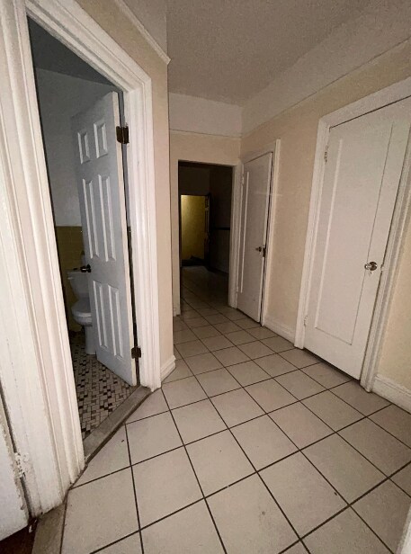 Foto del edificio - 813 Lenox Rd