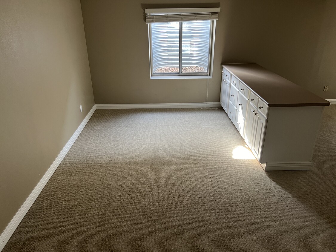 Foto principal - 9324 Desert Willow Rd