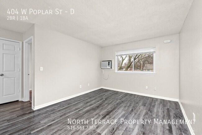 Foto del edificio - Newly Renovated, Sleek 2 Bedroom in Olathe