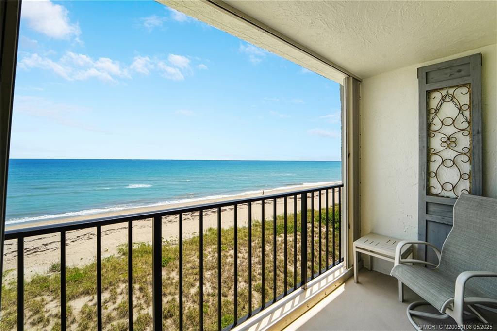 Primary Photo - 10310 S Ocean Dr