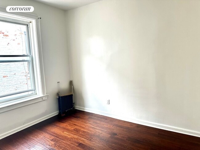 Building Photo - 39 Rockaway Pkwy