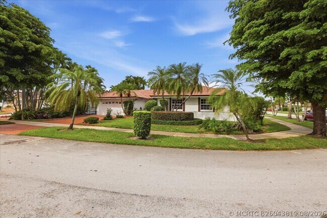 Foto del edificio - 20009 NW 66th Pl