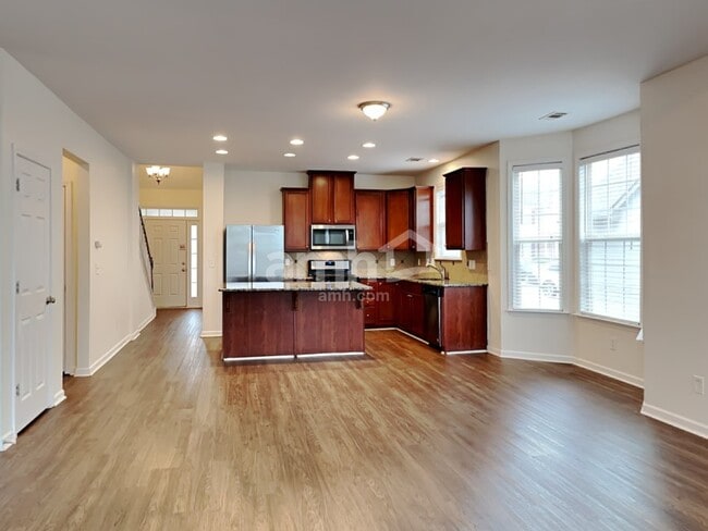 Foto del edificio - 1823 Madrid Falls Dr