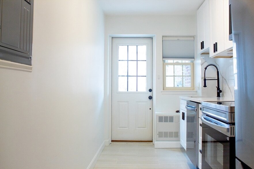 Photo - 33 Hammond Pond Parkway Unit 2