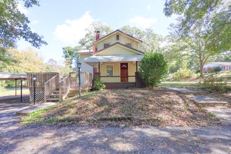 Building Photo - 31 Reed Dr