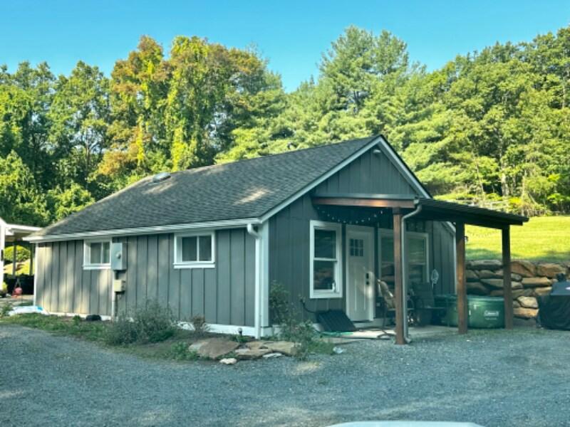 Primary Photo - 42079 Sweet Spring Ln