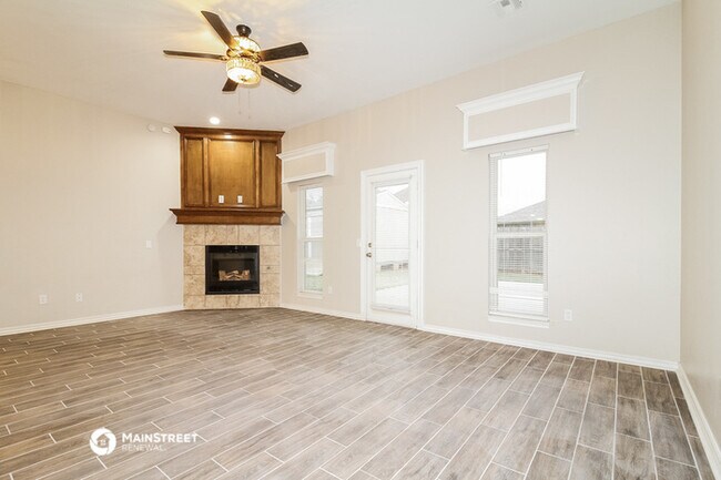 Building Photo - 7021 Cherokee Landing