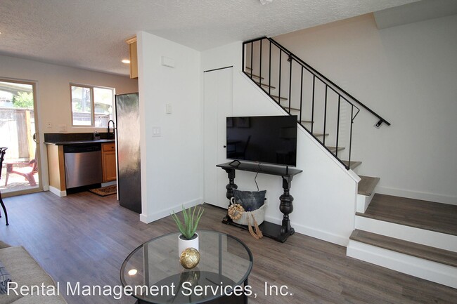 Building Photo - 1 br, 1 bath House - 3634 SW Multnomah Blvd