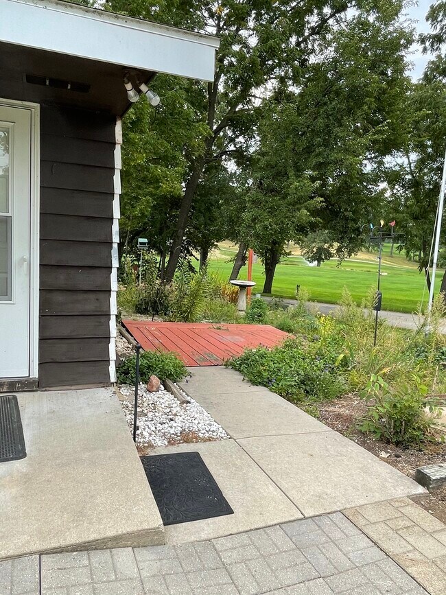 Área lateral/de terraza - W7698 Koshkonong Lake Rd