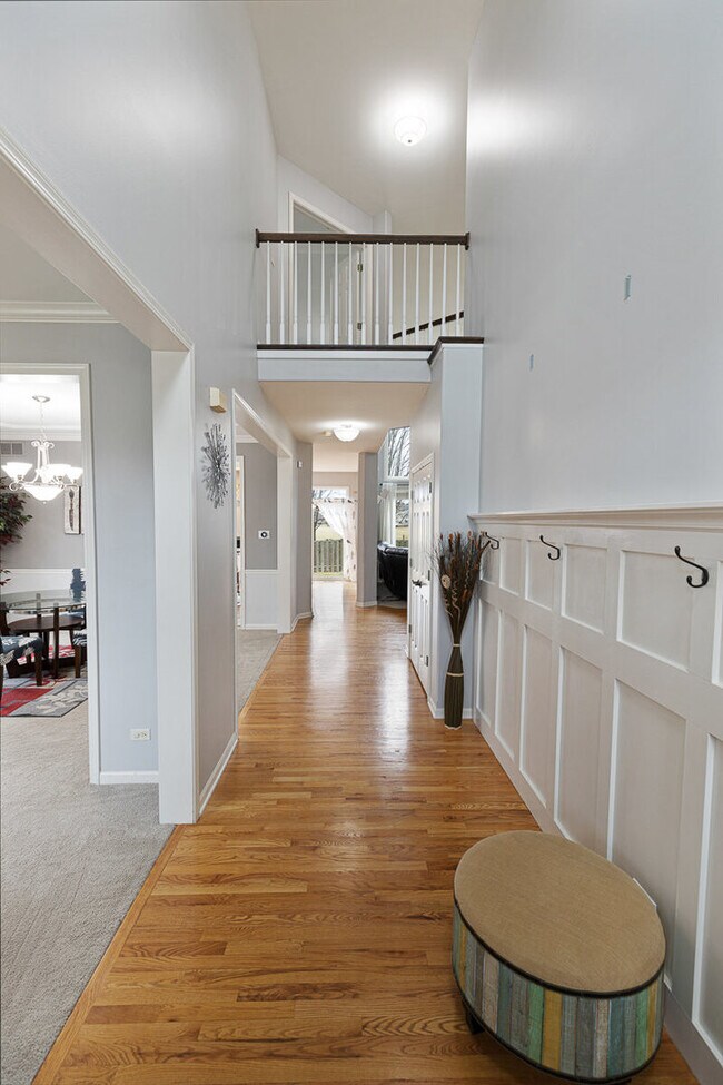 Building Photo - 2095 Clementi Ln