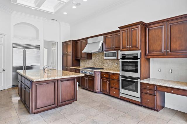 Building Photo - 16631 Avenida Molino Viejo