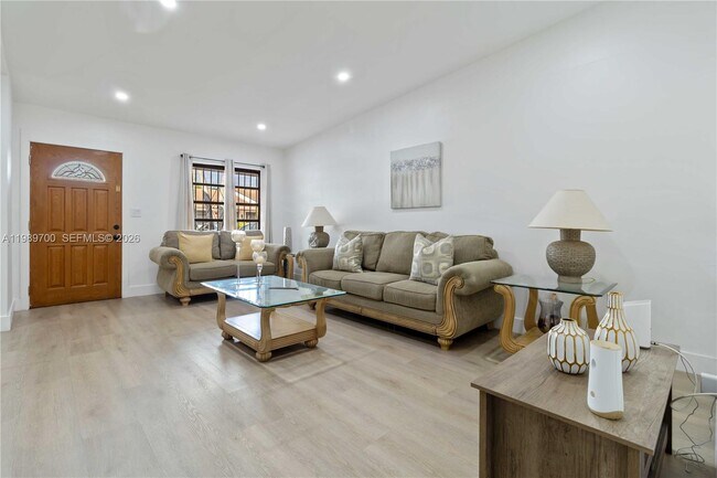 Foto del edificio - 12241 SW 24th Terrace