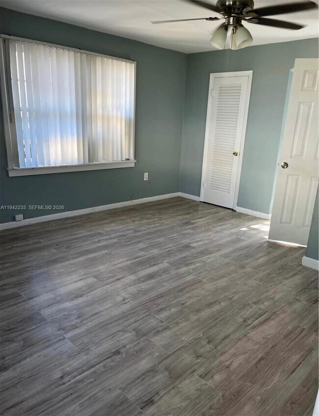 Foto del edificio - 1928 McKinley St