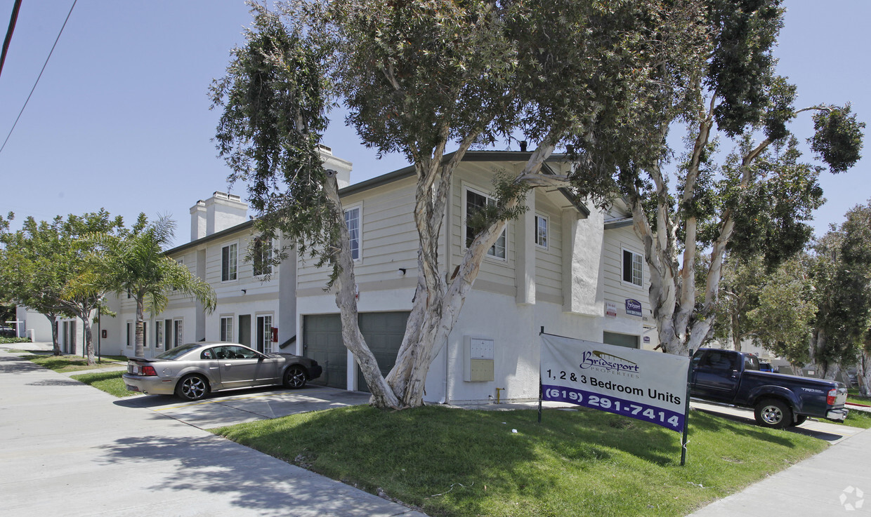 Foto principal - 4075-4095 Texas St