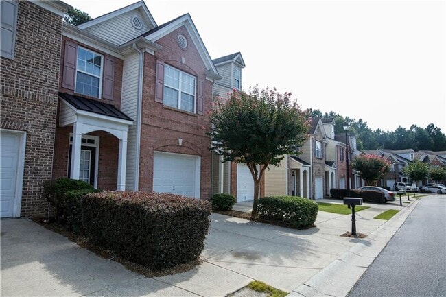Foto del edificio - 3875 Dandridge Way NW