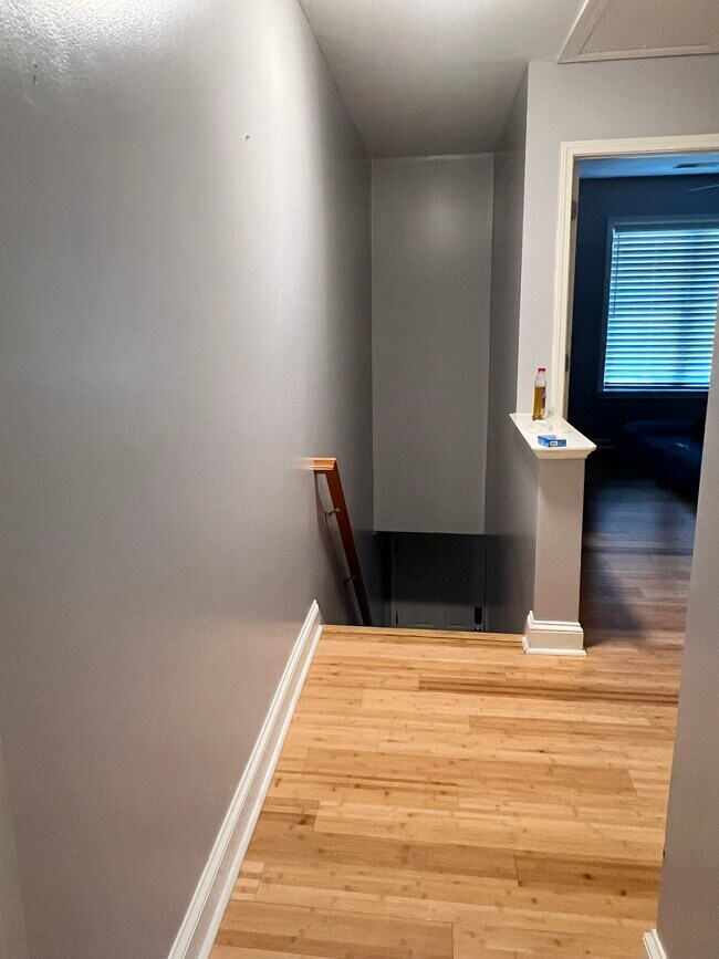 Foto del edificio - 412 Cityview Ln