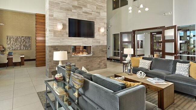Foto del edificio - 4900 N 44th St