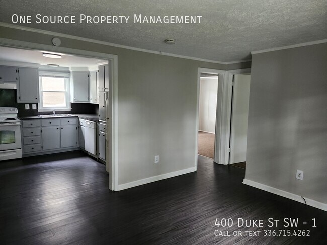 Building Photo - 400 Duke St SW