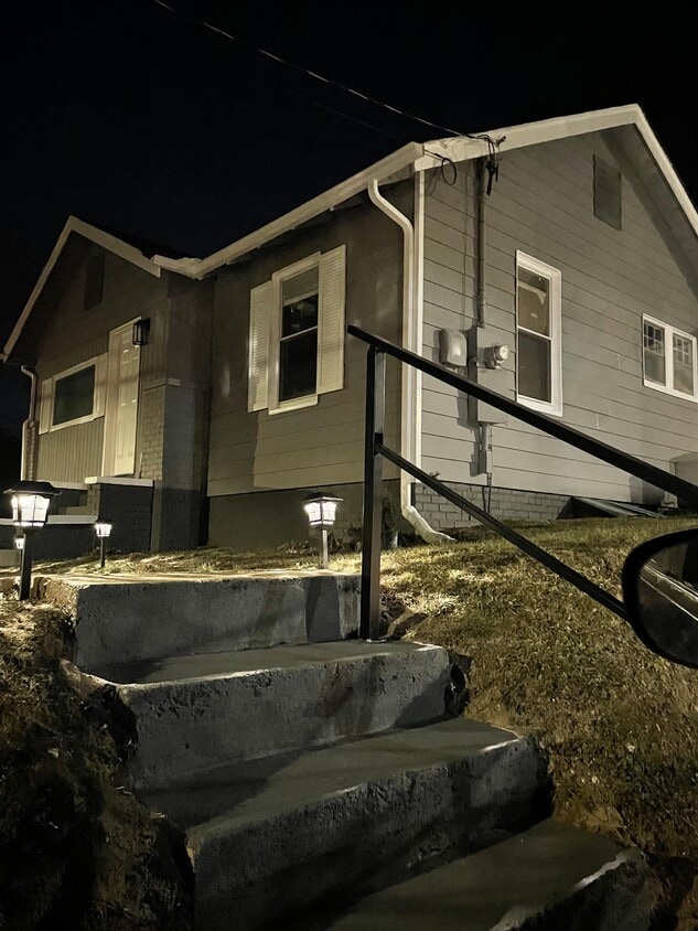 Photo - 3217 Through St (Chattanooga, TN)