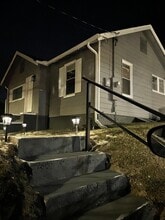 Building Photo - 3217 Through St