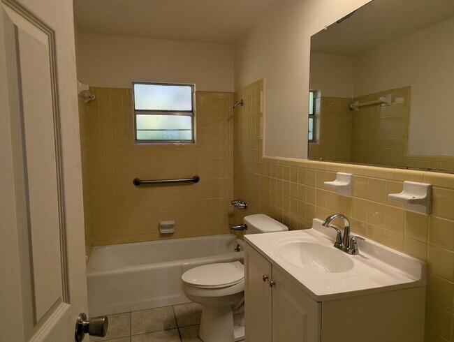Foto del edificio - Nice 2 bedroom, 1 1/2 bath home in Umatilla